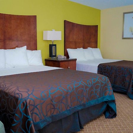 Sullivan Trail Inn & Suites Pocono Lake Экстерьер фото
